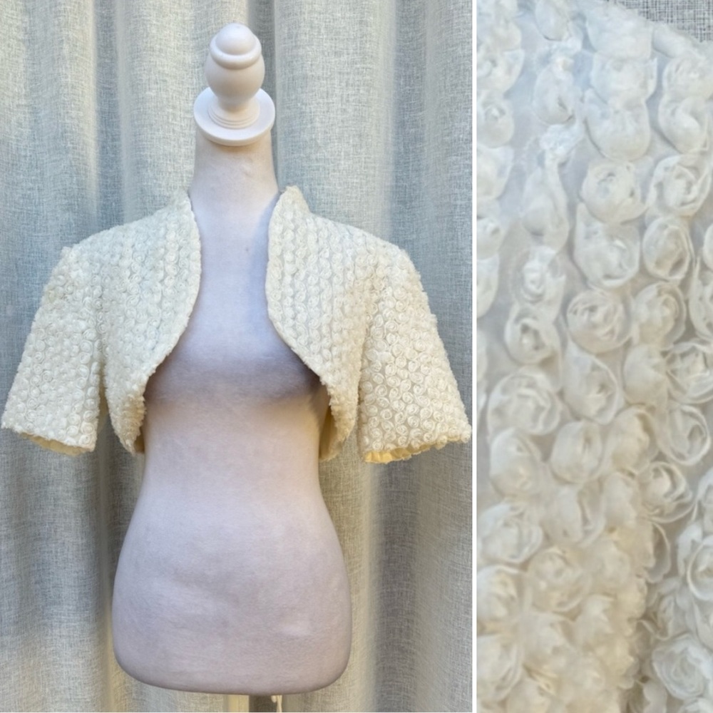 Harrison Morgan white rose bud floral silk bolero
